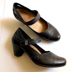 Taos Mary Jane - Stunner style in black